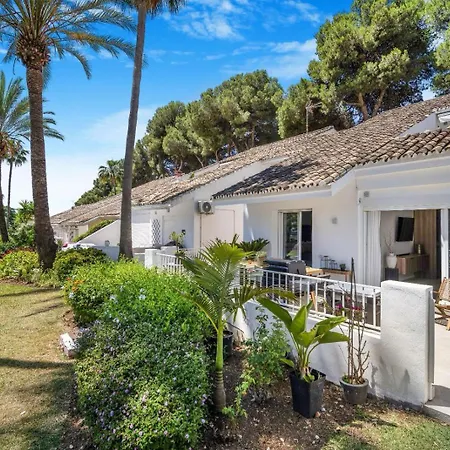 Jazmines Nueva Andalucia Terrace Pool * ماربيا