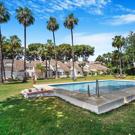 Jazmines Nueva Andalucia Terrace Pool شقة *