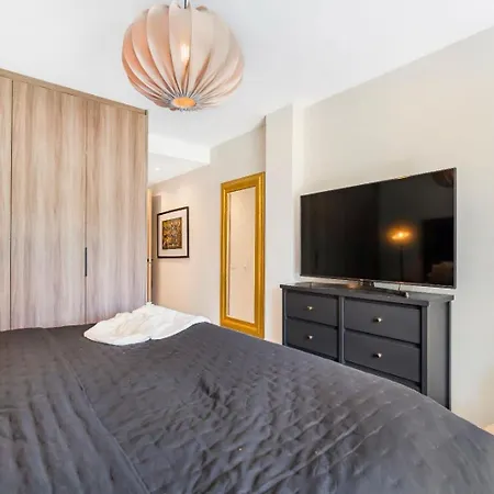 Jazmines Nueva Andalucia Terrace Pool *