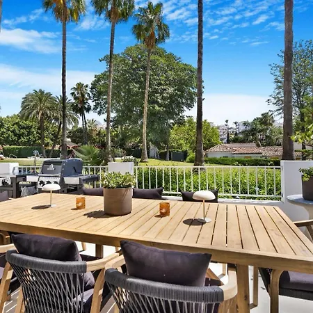 Jazmines Nueva Andalucia Terrace Pool * ماربيا